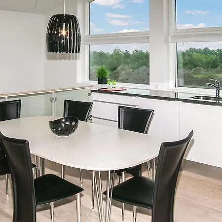 Σπίτι διακοπών Lovely In With Kitchen *