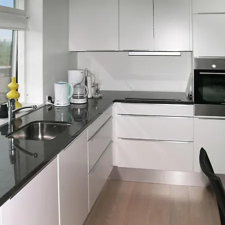 Lovely In With Kitchen *